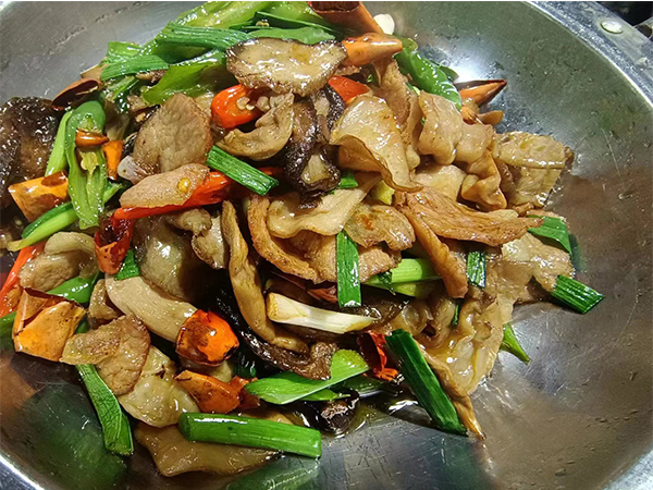 浏阳市普迹镇普泰村兴泰农产品加工厂,浏阳牛肝菌,寒菌,什锦菇